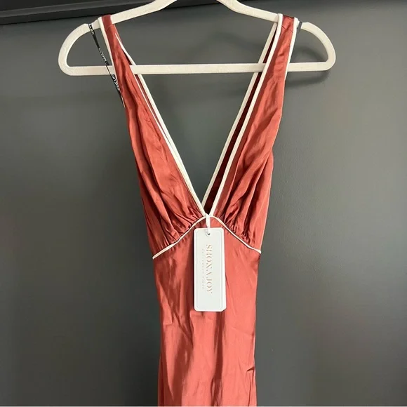 Shona Joy Belkis Contrast Plunged Cross Back Maxi Dress Size 4 NEW! With tags! - Picture 4 of 16